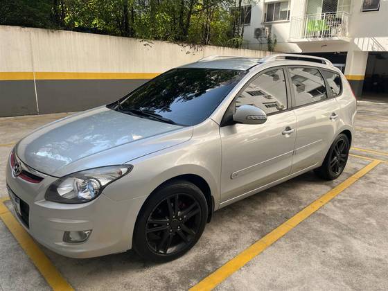 HYUNDAI I30 CW 2.0 MPFI 16V GASOLINA 4P MANUAL